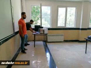 برگزاری جلسه دفاع دانشجویان مهندسی حرفه ای مکانیک خودرو با حضور اساتید راهنما و مدعو 3