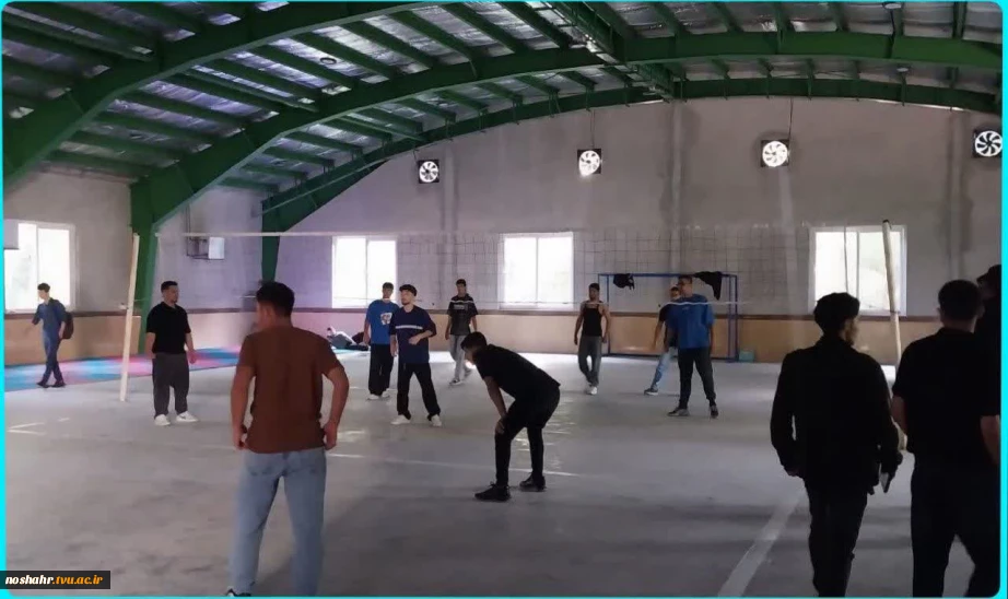 ساماندهی سالن ورزشی