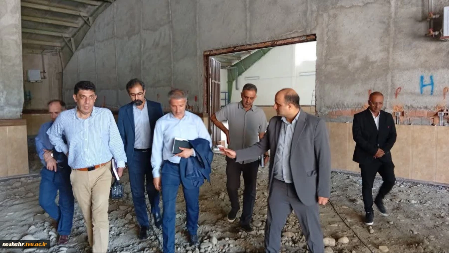 دیدار و بازدید نماینده مردم نوشهر،چالوس،کلاردشت و مرزن آباد در مجلس شورای اسلامی به همراه مدیرکل دفتر امور فنی و نظارت 5