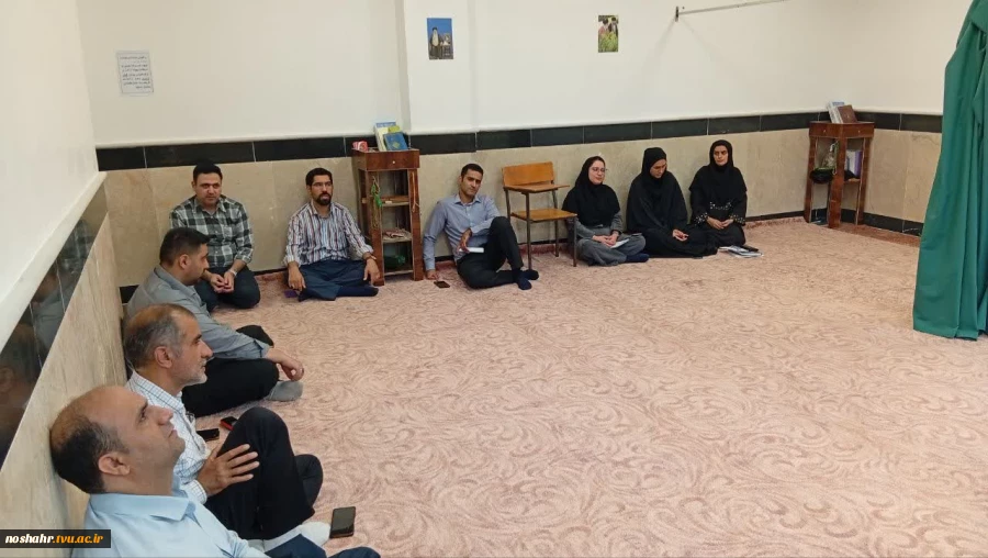 مراسم یادبود رهبر شهید ایران در آموزشکده برگزار شد 4